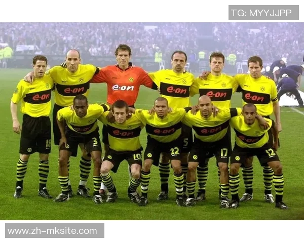 蒙特雷顽强逼平欧冠亚军世俱杯冠军之争与球员间的温情瞬间 蒙特雷顽强逼平欧冠亚军世俱杯冠军之争与球员间的温情瞬间