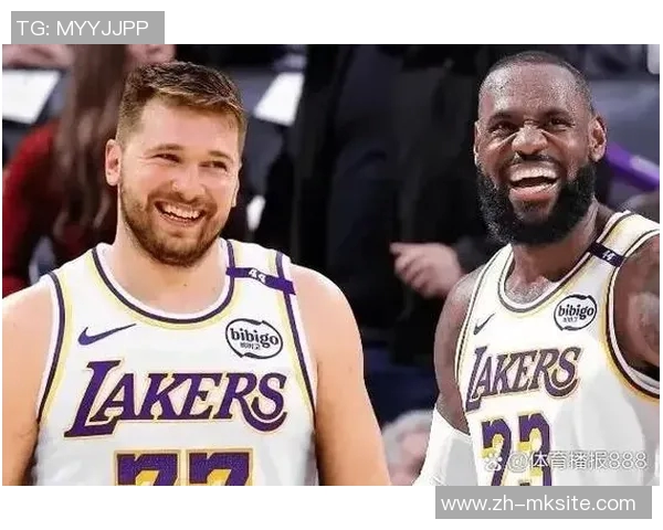 火箭队与雷霆队精彩对决录像回放分析与精彩瞬间汇总 火箭队与雷霆队精彩对决录像回放分析与精彩瞬间汇总